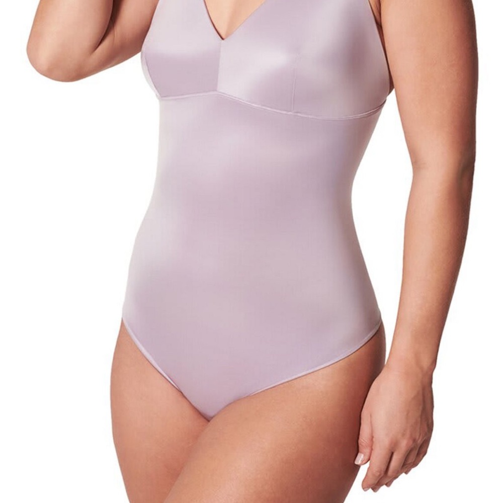 Spanx Thong Bodysuit Shapewear Light Orchid Tummy Control NWT